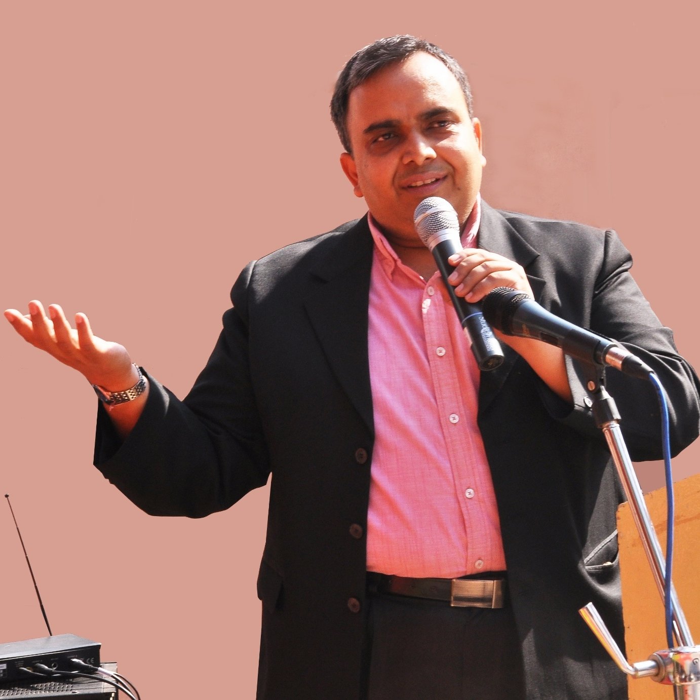Click to enlarge amit-prasad-full.jpg