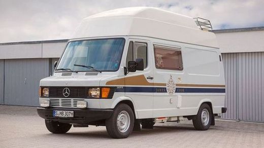 mercedes tempo traveller.jpg