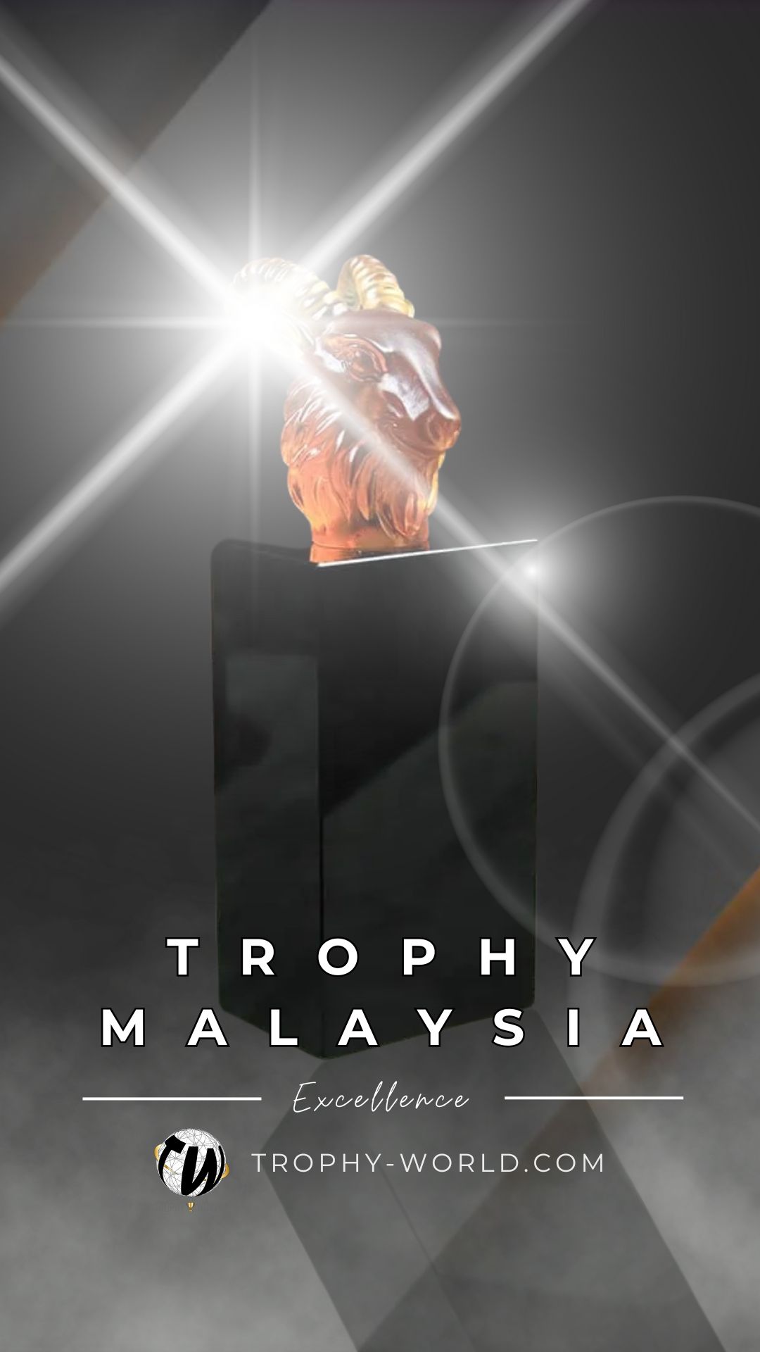 Zodiac liu li Crystal Trophies at Trophy-World Malaysia.jpg