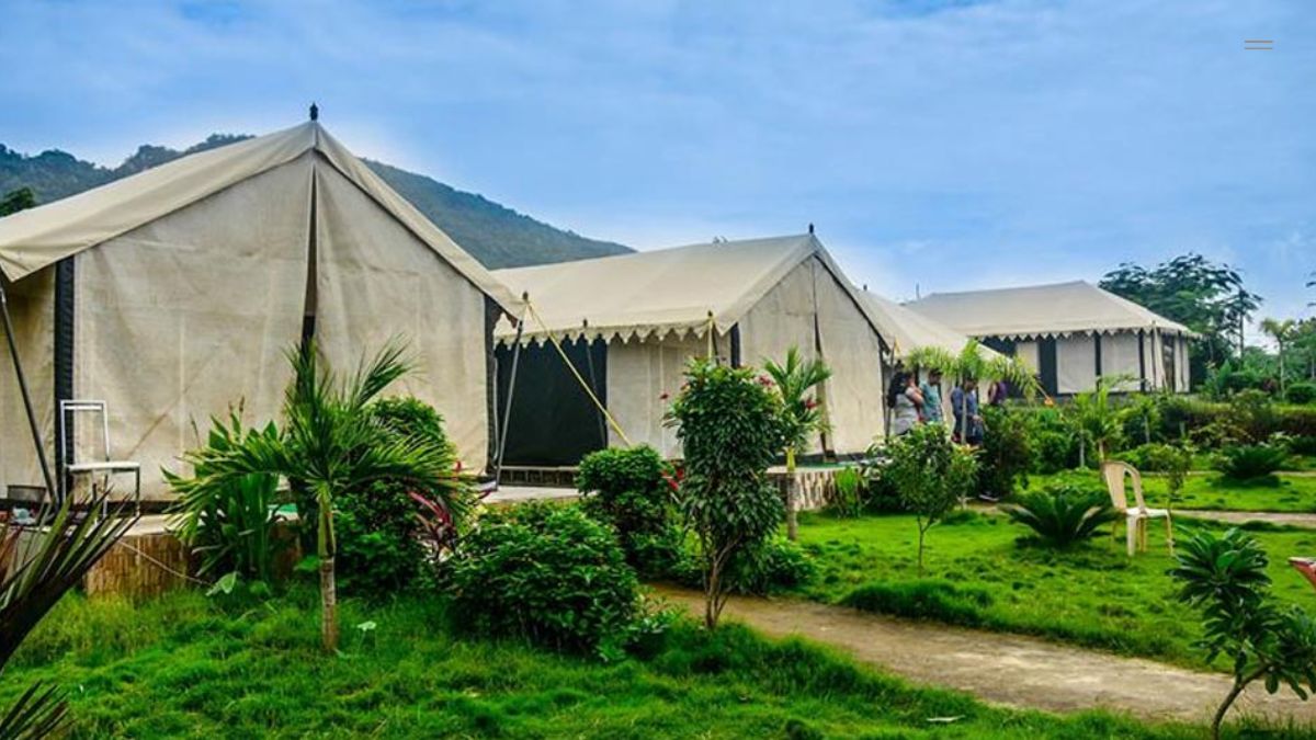 Click to enlarge Which nature getaway is near Ahmedabad.jpg