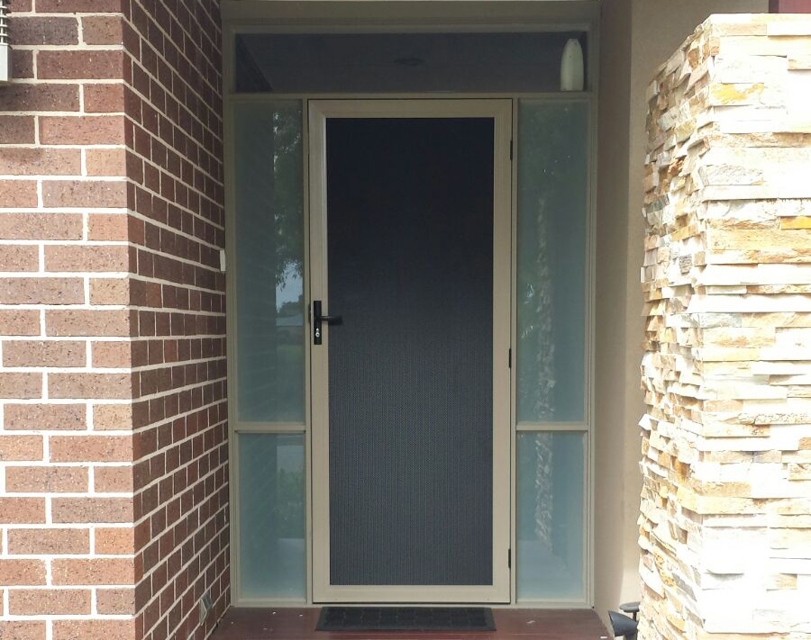 Aluminium-frame-security-door-in-keysborough.jpg